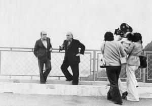 Com Oscar Niemeyer, gravando filme de Susana Moraes, 1978